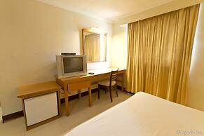 W Express Hotel
