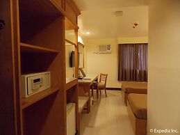 W Express Hotel