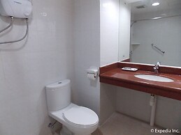 W Express Hotel
