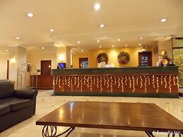 W Express Hotel
