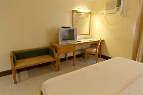 W Express Hotel