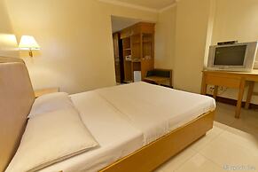 W Express Hotel