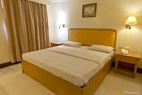 W Express Hotel