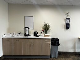 Super 8 by Wyndham Estevan