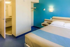 Super 8 by Wyndham Estevan