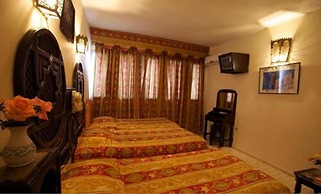 Hotel Amalay