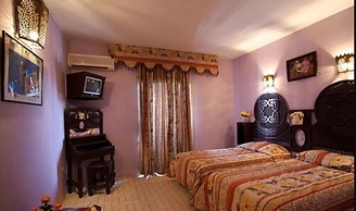 Hotel Amalay