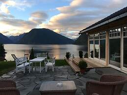 Dragsvik Fjordhotel