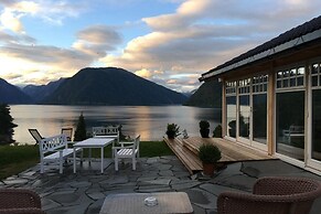 Dragsvik Fjordhotel
