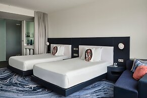 W Barcelona