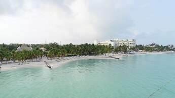 Hotel Cabanas Maria del Mar