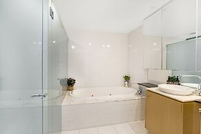 Aria Apartments