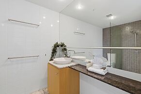 Aria Apartments