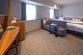New Osaka Hotel