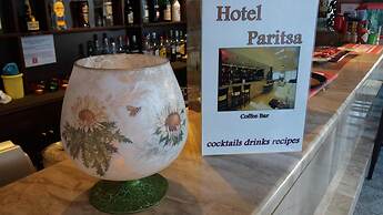 Paritsa Hotel