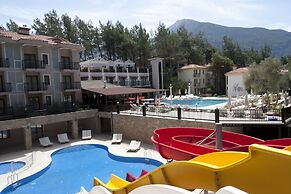 Hotel Pine Valley