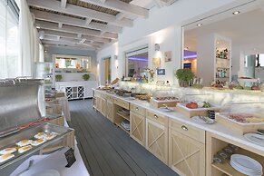 Mandraki Village Boutique Hotel