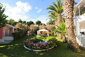 Mandraki Village Boutique Hotel