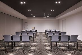 Atura Dandenong