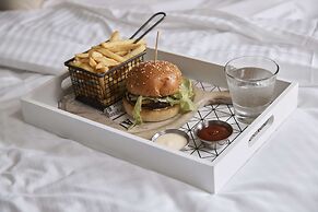 Atura Dandenong