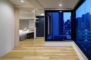 City Hotel N.U.T.S.