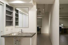 City Hotel N.U.T.S.