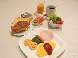 City Hotel N.U.T.S.