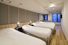 City Hotel N.U.T.S.