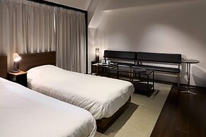 City Hotel N.U.T.S.