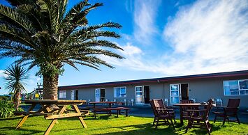 Charles Court Motel