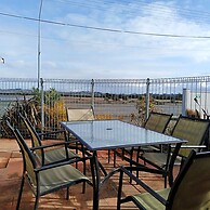 Albatross Motel