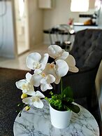 Albatross Motel