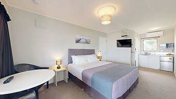 Albatross Motel