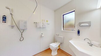 Albatross Motel
