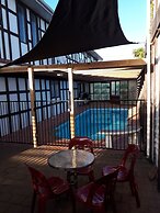Albatross Motel