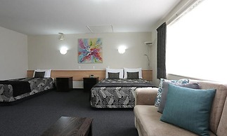 Homestead Villa Motel