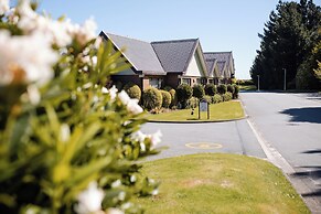 Ascot Park Hotel