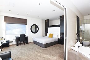 Kelvin Hotel