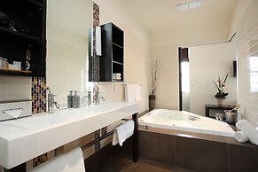 Kelvin Hotel