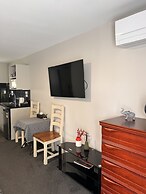 Willowbank Motel