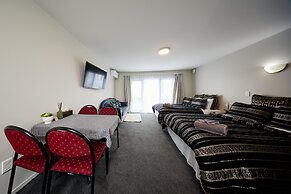 Willowbank Motel