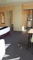 Townhouse Motel