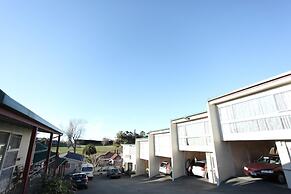 Townhouse Motel