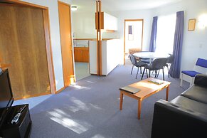 Motel Six