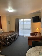 Aldan Lodge Motel