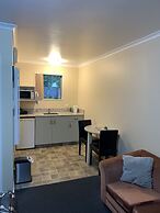 Aldan Lodge Motel
