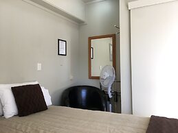 Aldan Lodge Motel