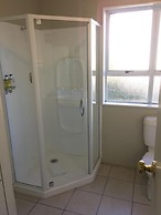 Aldan Lodge Motel