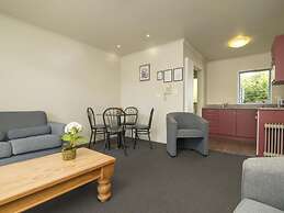 Aldan Lodge Motel