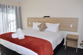 Balmoral Motel
